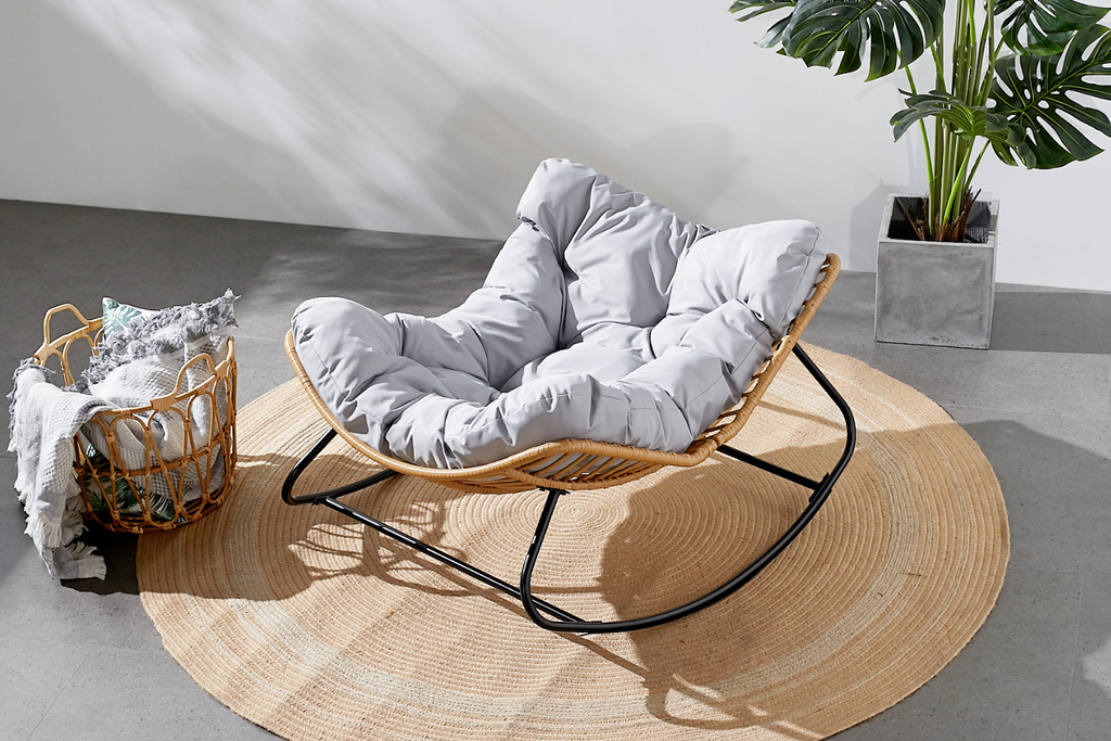 Sedia a dondolo in rattan Canggu – Concept-U Italia