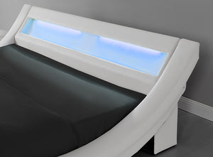 Struttura letto in similpelle bianca con LED integrati 160 x 200 cm Paddington zoom 1
