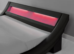 Struttura letto in similpelle nera con LED integrati 160 x 200 cm Paddington zoom 2