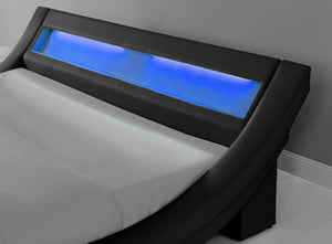 Struttura letto in similpelle nera con LED integrati 160 x 200 cm Paddington zoom 4