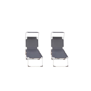 Set di 2 lettini neri con parasole su sfondo bianco