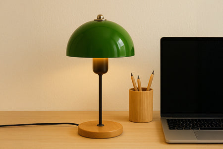 lampada da tavolo a forma di fungo verde agnes atmosfera concept u