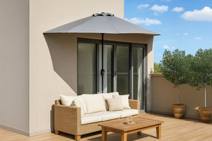 Mezzo parasole da balcone 270 cm grigio in alluminio Catane foto d’ambiente