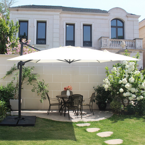 Set ombrellone CESARE ecru 3x4 m e 4 piastre di zavorra foto ambientata