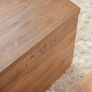 tavolino da caffè rotondo podio legno sistema poul attaccato concept u