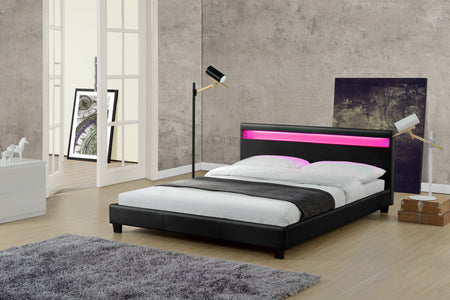Struttura letto in similpelle nera con LED integrati 160 x 200 cm Picadilly su sfondo bianco