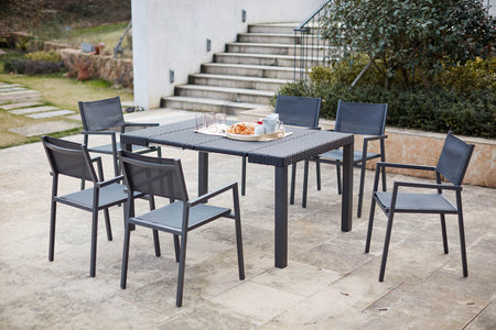 Consolle in resina con 6 sedie e 2 coperture protettive