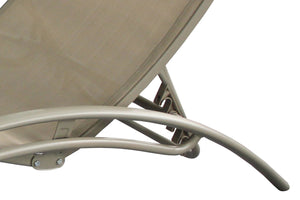 sdraio regolabile e impilabile con gambe in acciaio Limea Cappuccino zoom conceptu 